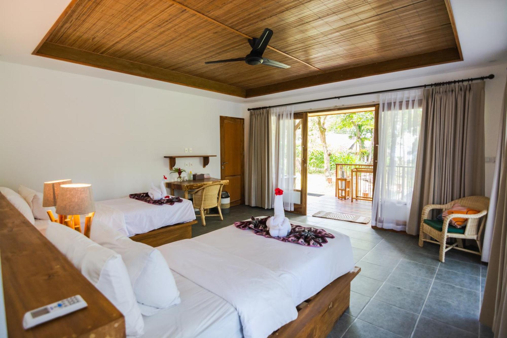 Murex Dive Resort Manado Eksteriør billede